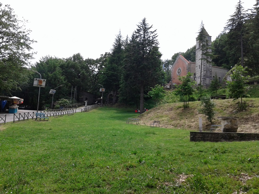 Santuario_s._Lucia_di_Sassinoro